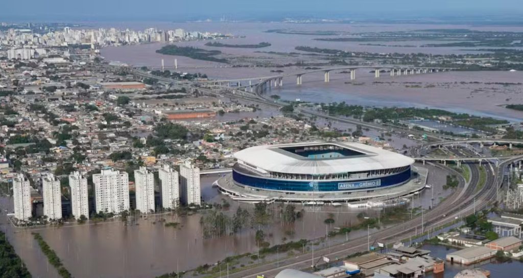 Arena do Grêmio, em Porto Alegre, nas enchentes de 2024