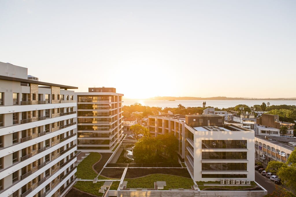 Construir mais e pagar menos impostos: como obter a certificação em sustentabilidade ambiental de Porto Alegre